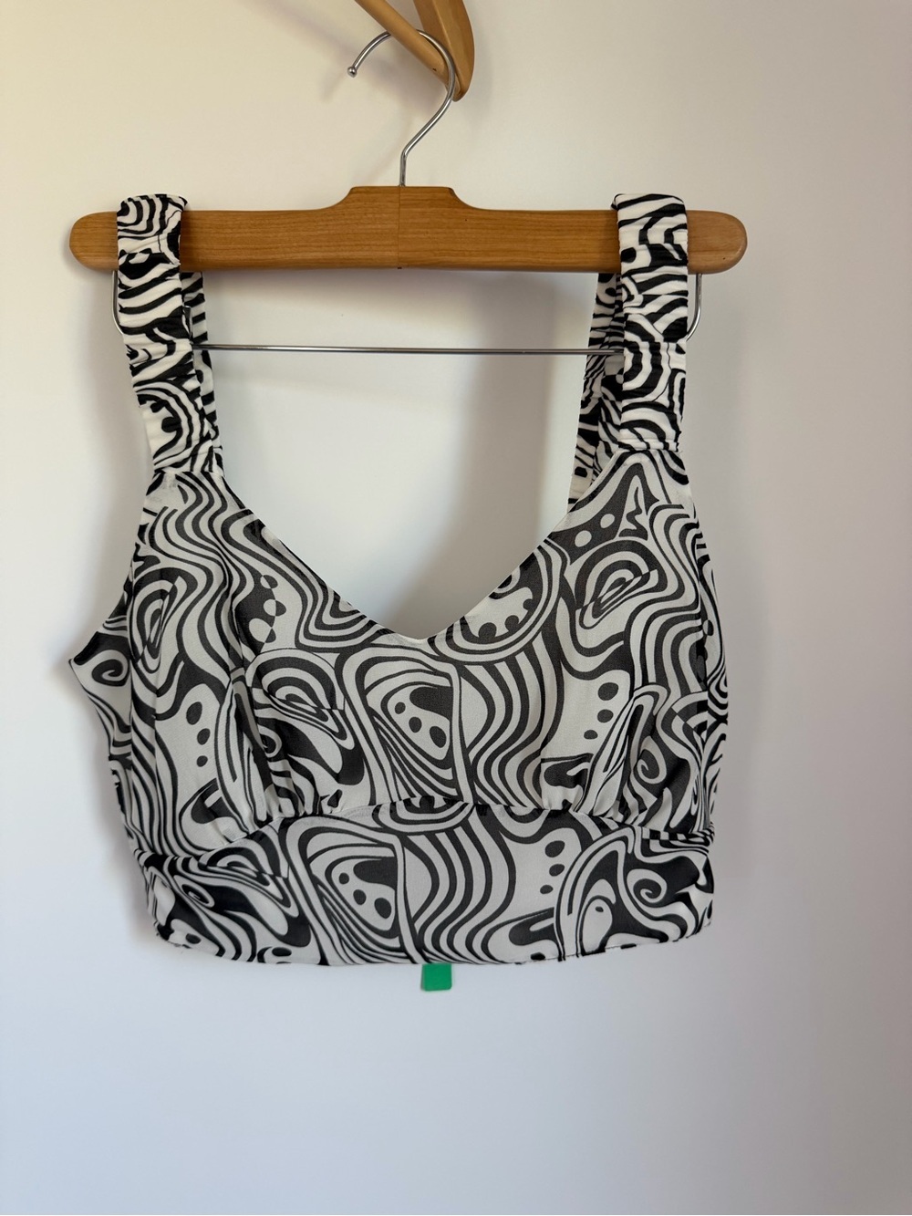 Black & White Patterned Tank Top Crop
